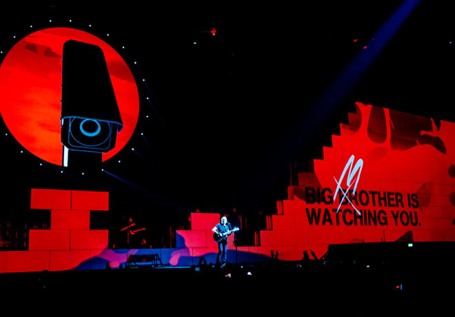 Showcase - Roger Waters The Wall 1