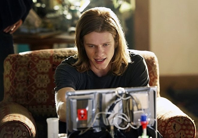 CBS - MacGyver - Lucas Till