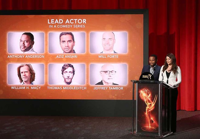 Premios Emmy - Anthony Anderson - Lauren Graham 1