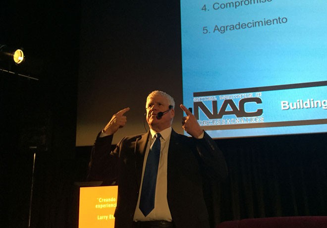 vista-ultracine-larry-etter