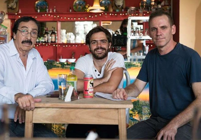 Underground - TNT - Un Gallo para Esculapio