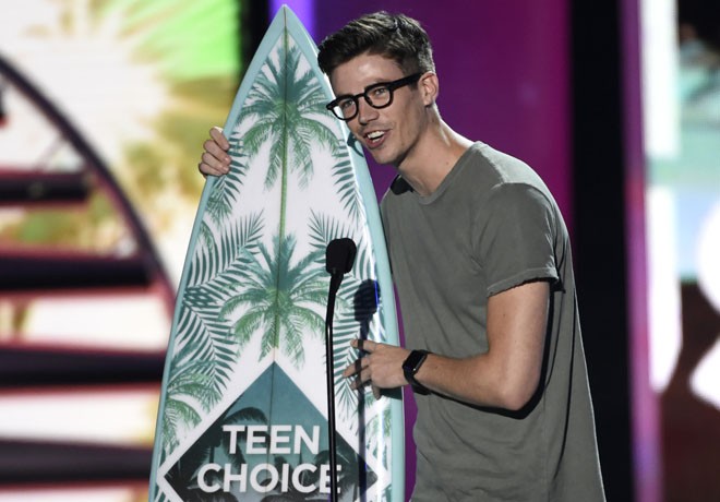 Warner Channel - Teen Choice Awards - Grant Gustin